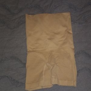 Shapewear never worn